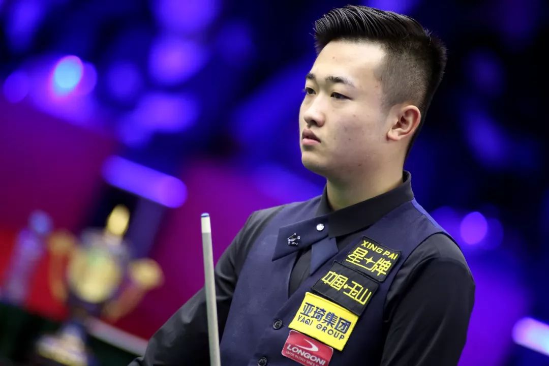 队进攻的发 队进攻的发