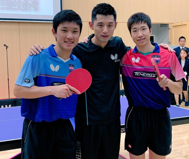 康洋洋夺得 康洋洋夺得